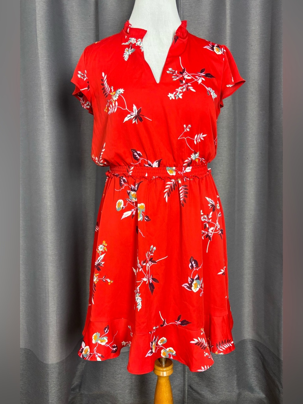 Ann Taylor Factory Red Floral Split-Neck Ruffle Mini Dress L